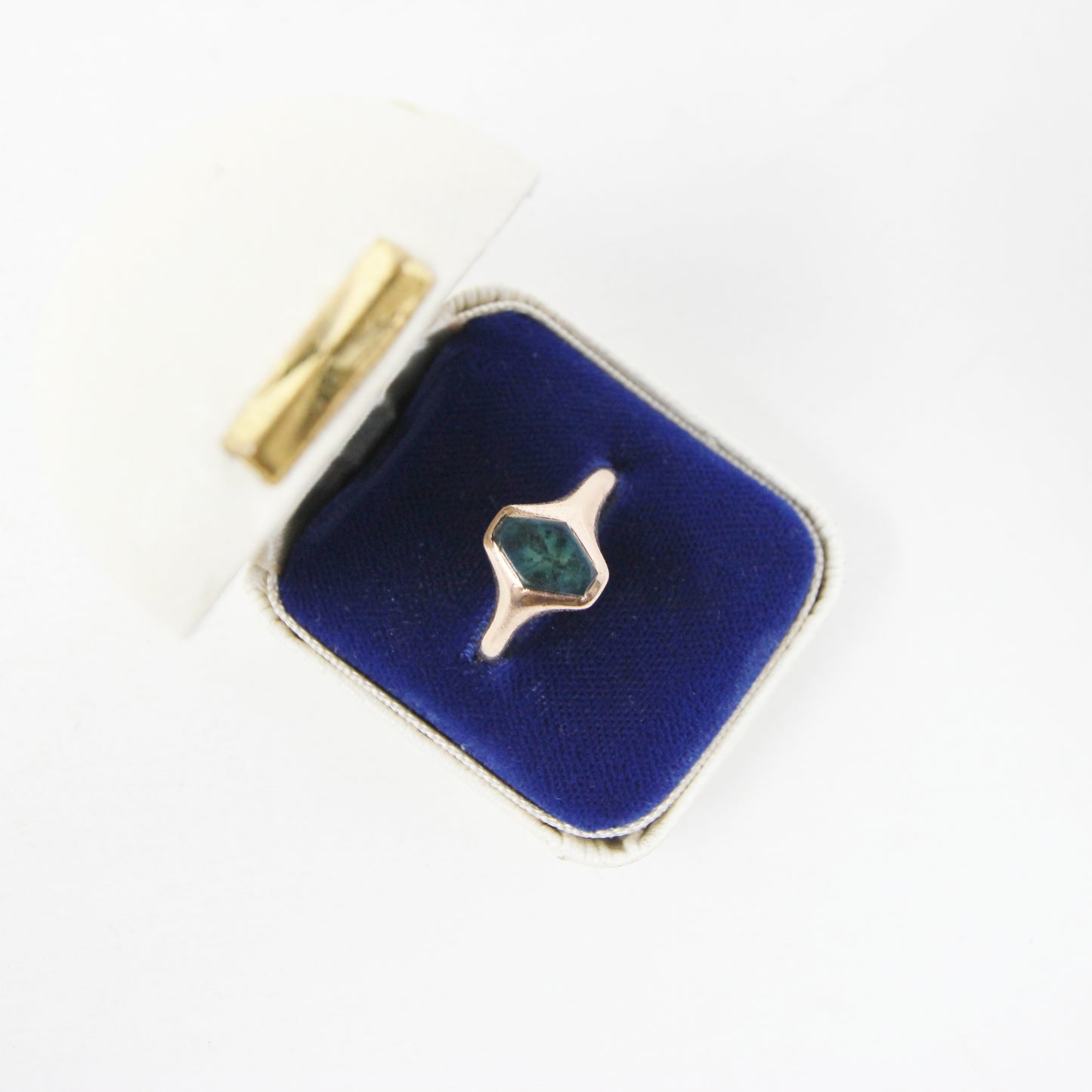 Antique Hallmarked Solid 9ct 9k Rose Gold Green Hardstone Signet Ring Size N