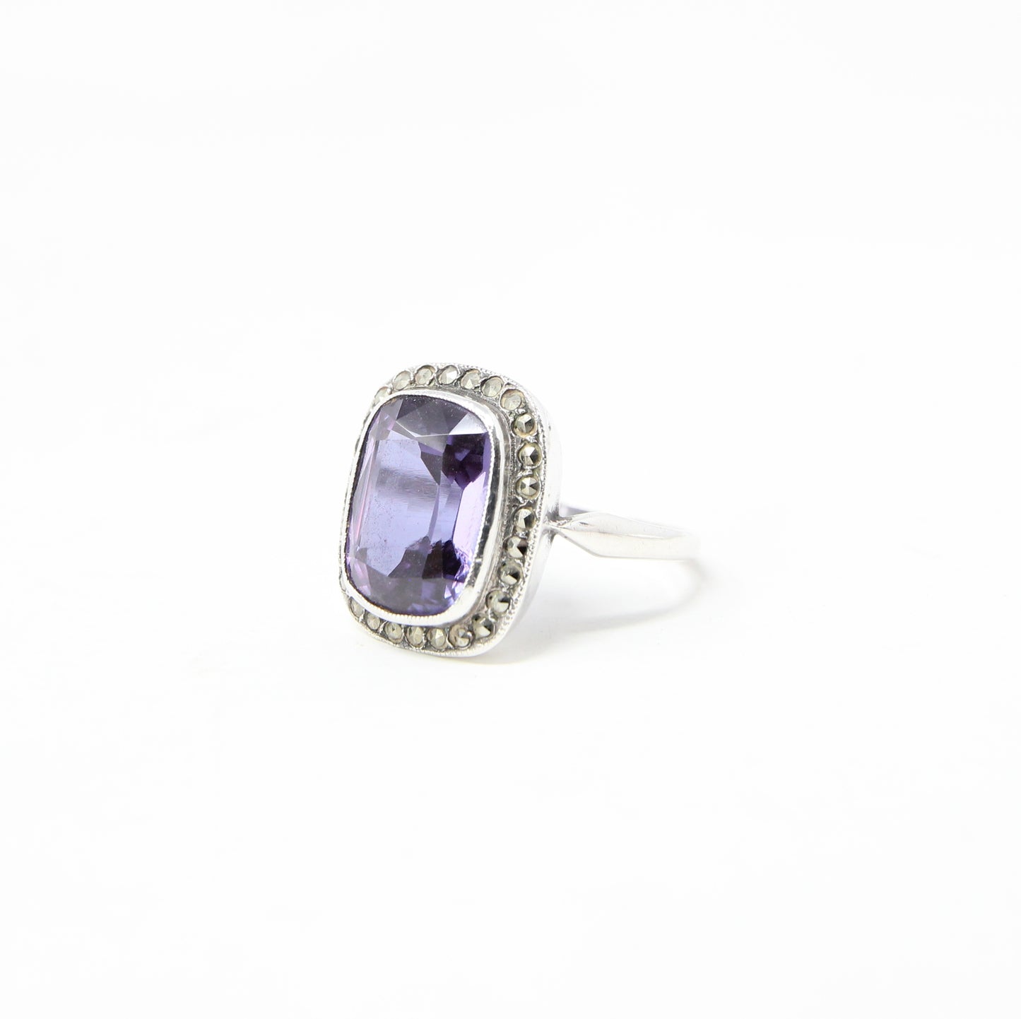 Vintage Solid Silver Synthetic Purple Colour Change Sapphire Marquisite Ring Size O 1/2