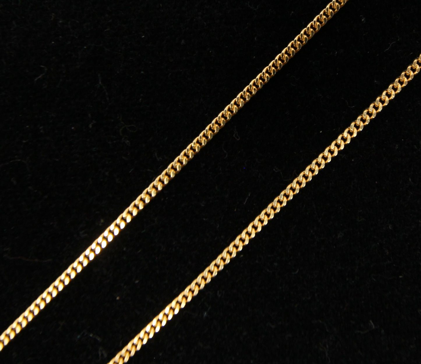 Vintage 1980's Hallmarked Solid 18ct 18k Gold Curb Chain Necklace 17.75''