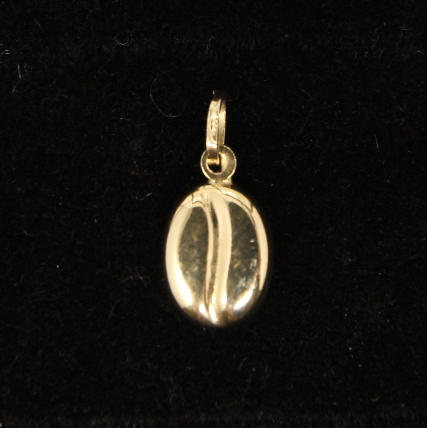 Vintage 1980's Hallmarked Solid 9ct 9k Gold Coffee Bean Pendant