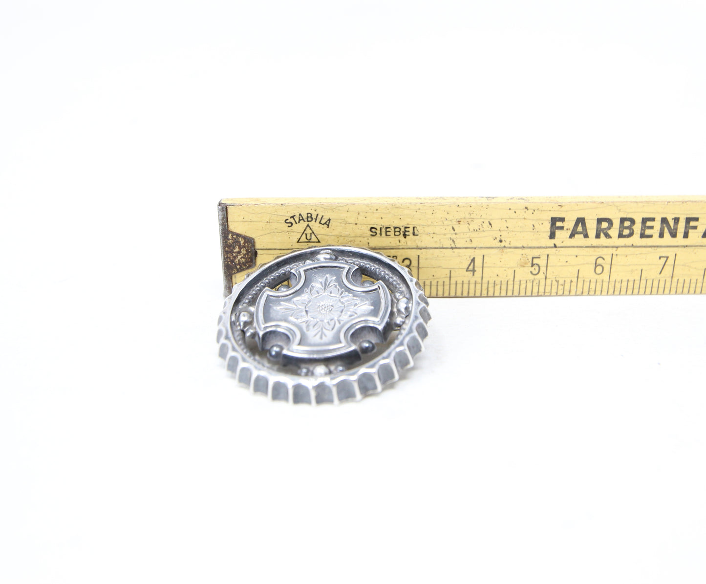 Antique Edwardian Solid Silver Round Cross Floral Engraved Brooch Pin