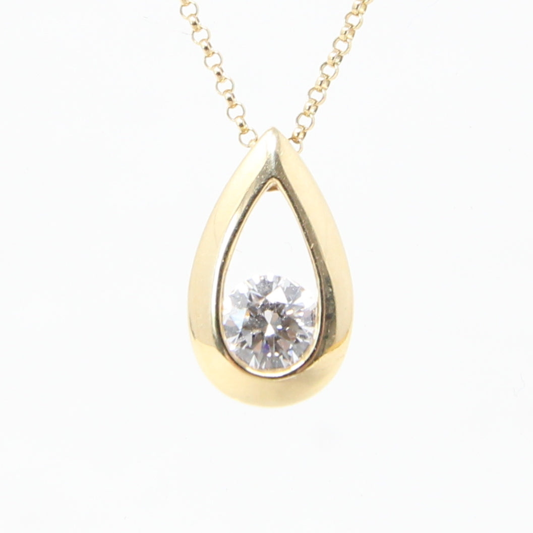 Vintage English Hallmarked Solid 18ct 18k Gold 0.25Ct Diamond Tear Drop Pendant
