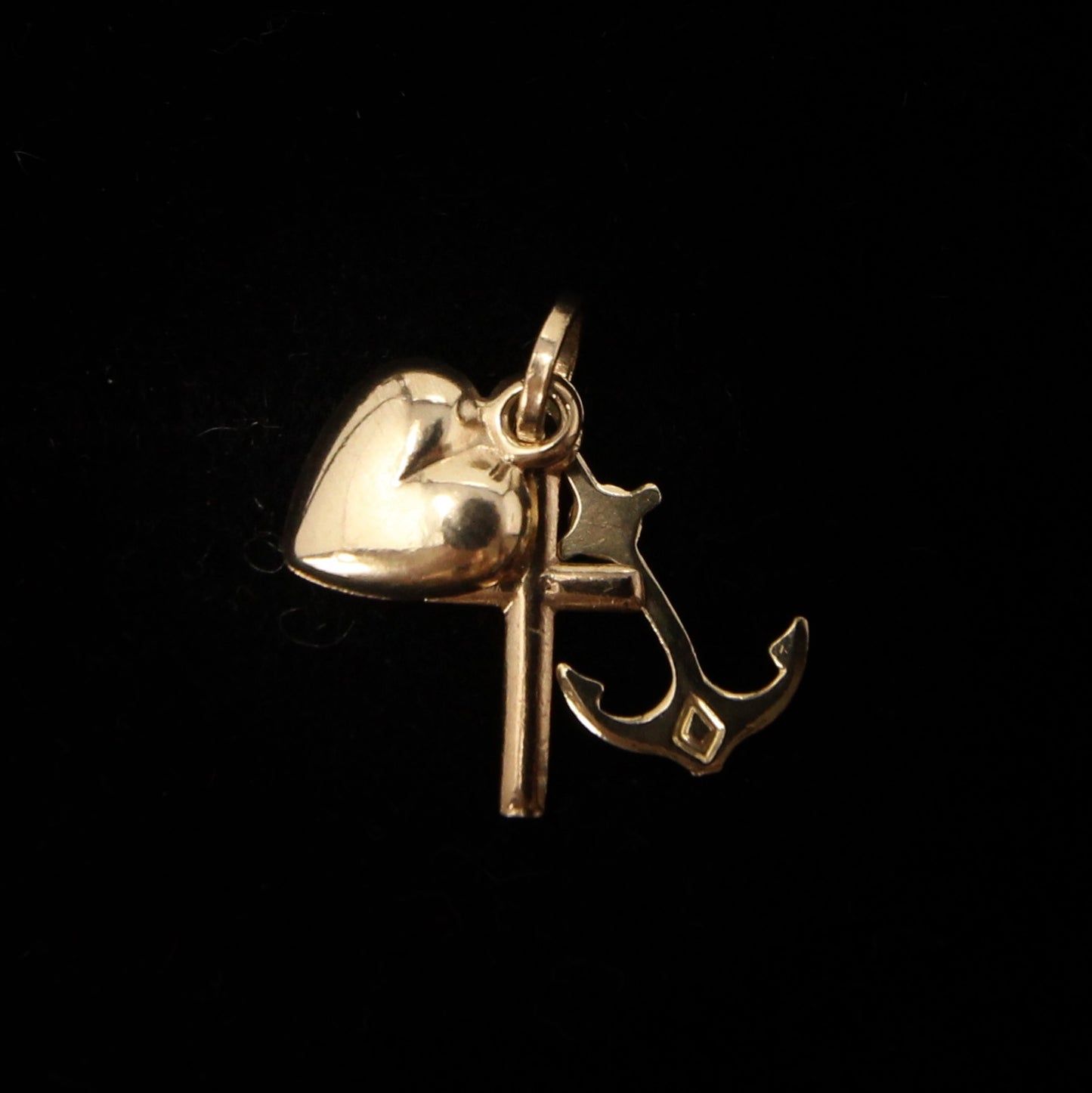 Vintage Solid 9ct Gold Faith Hope Charity Pendant Heart Cross Anchor Charm