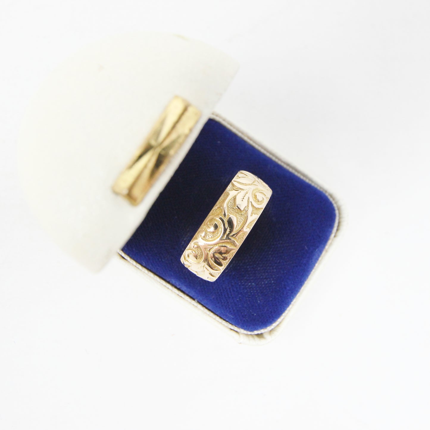 Antique 1899 Hallmarked Solid 18ct 18k Gold Tulip Floral Engraved Wedding Ring Band Size Q