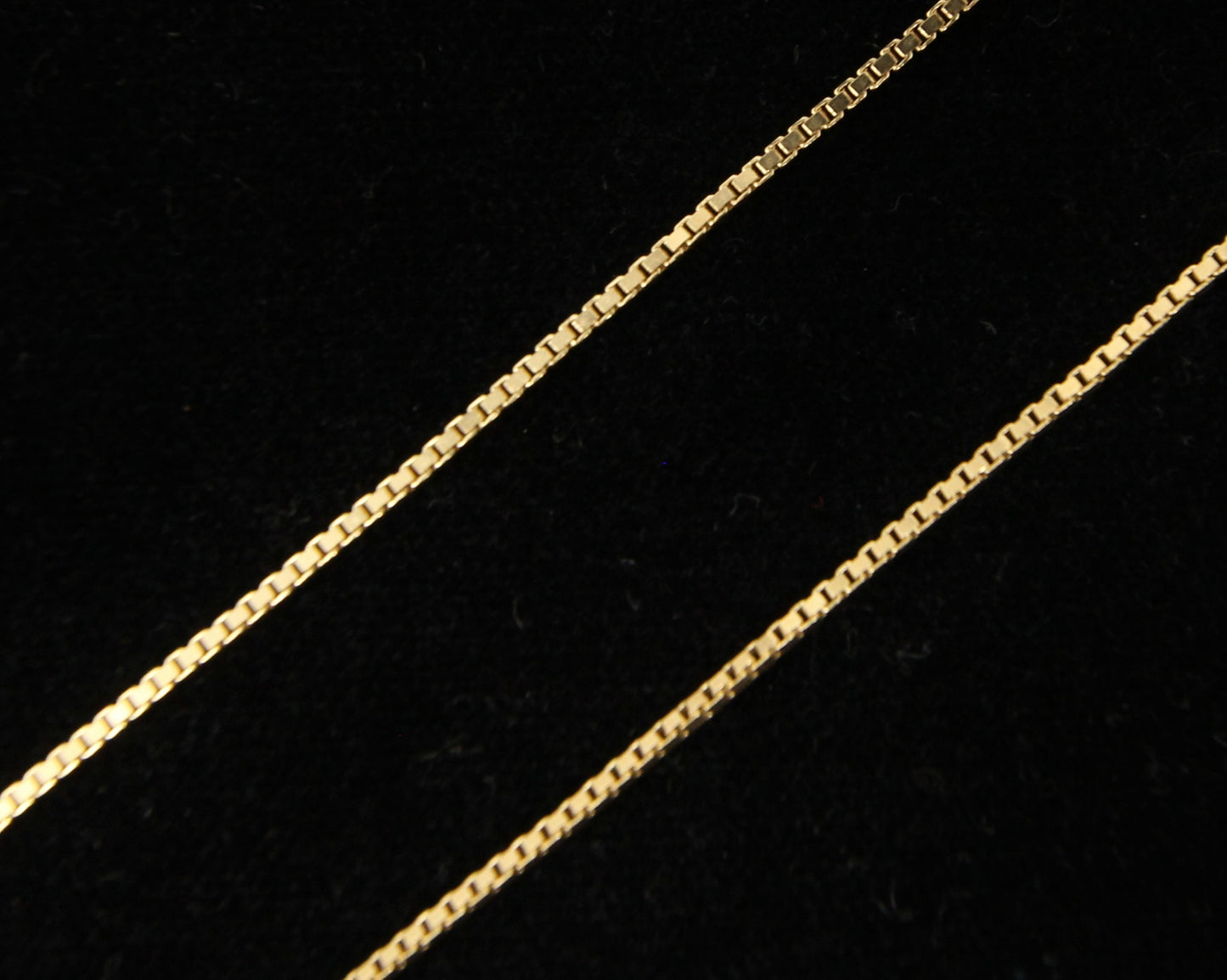 Vintage 1980's Italy Hallmarked Solid 18ct 18k Gold Box Chain Necklace 19.75''
