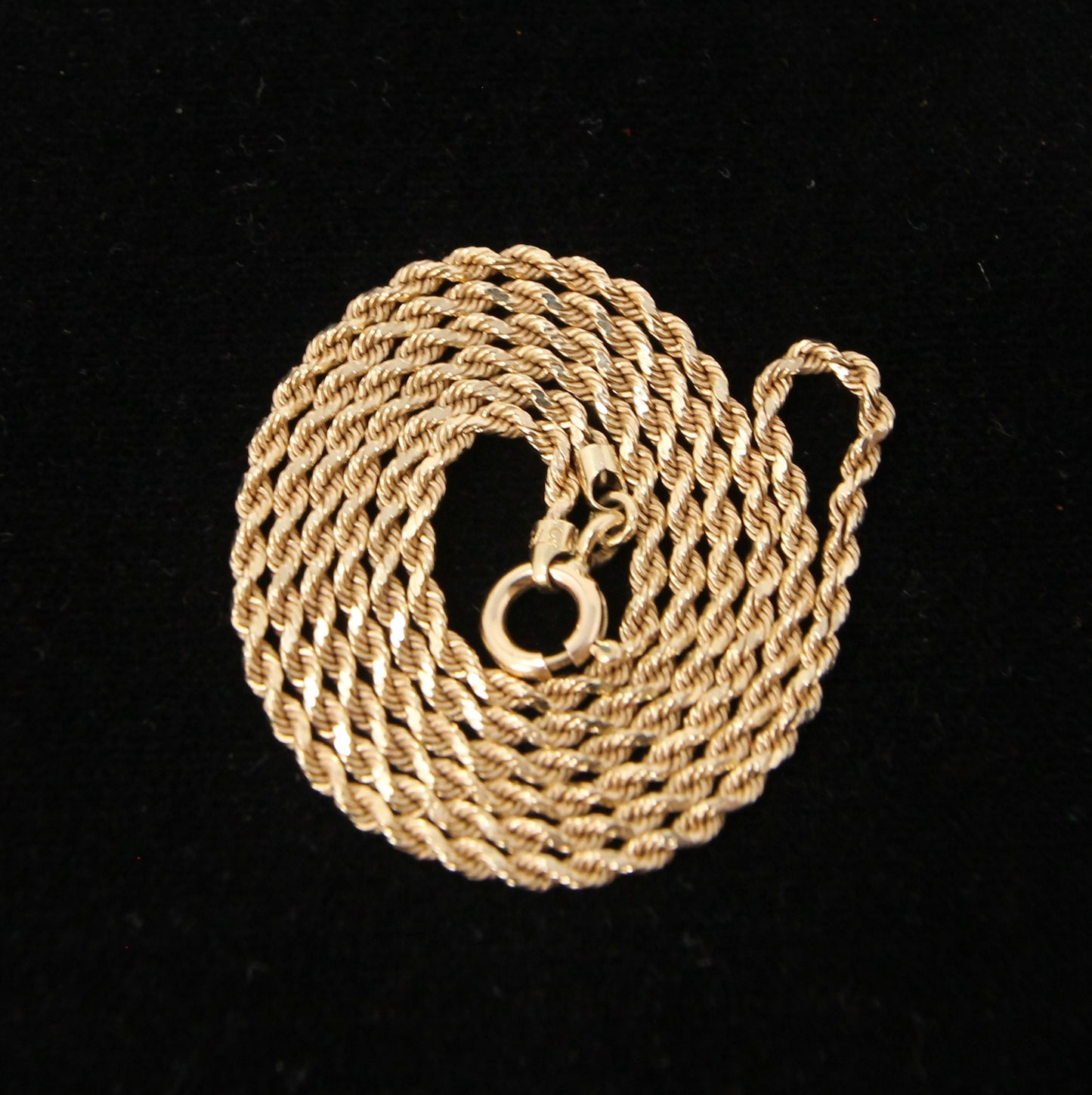 Vintage 1980's IBB Hallmarked Solid 9ct 9k Gold Facetted Rope Chain Necklace 18.25''