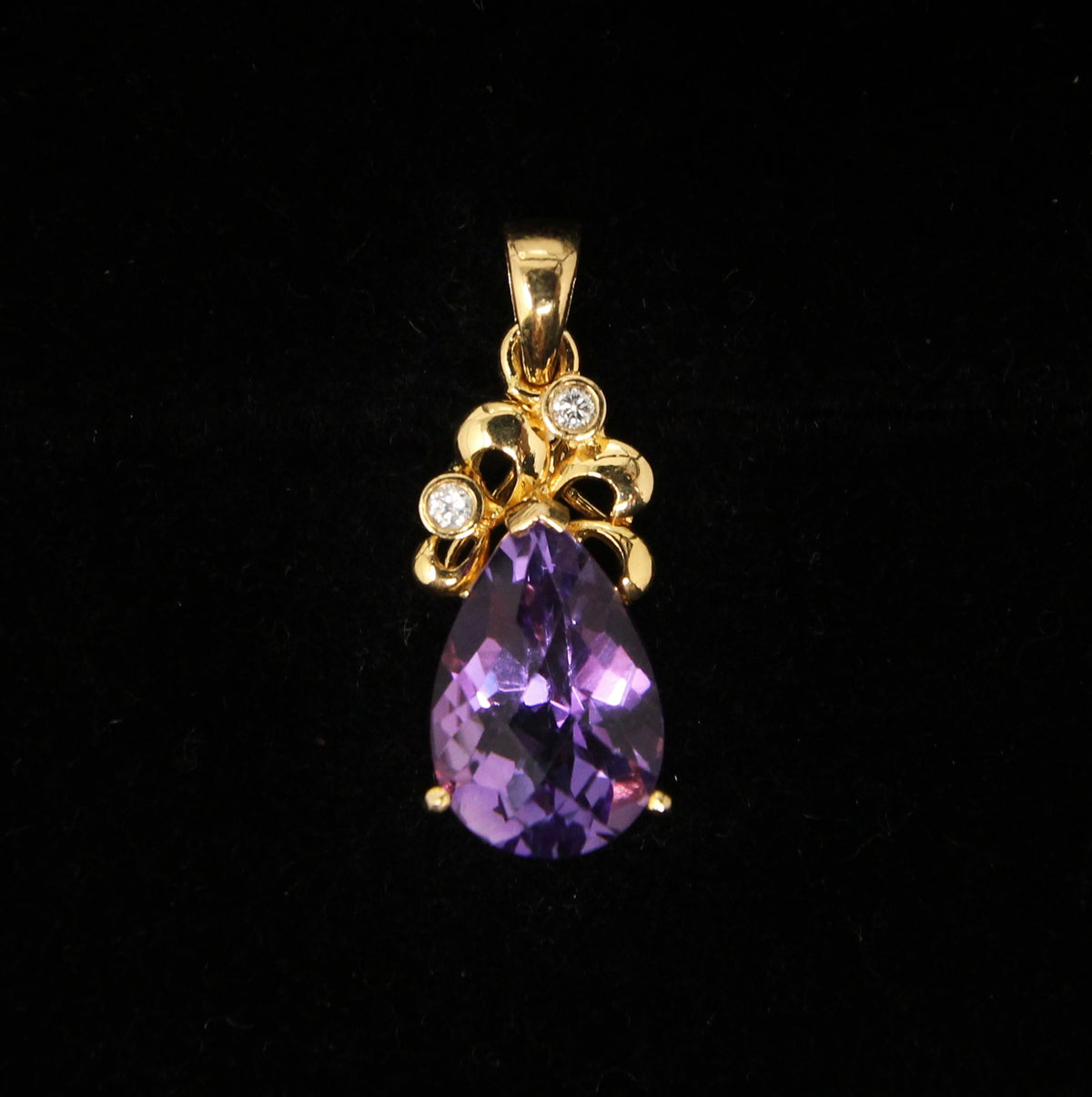 Vintage Hallmarked Solid 18ct 18k Gold 2.5Ct Amethyst & Diamond Tear Drop Pendant