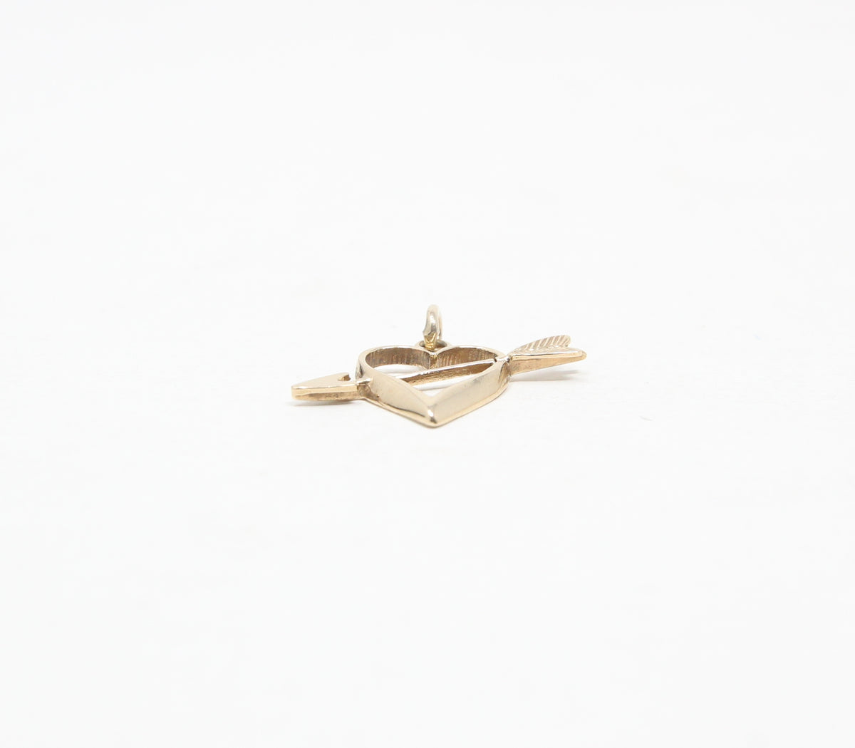 Vintage 1980 English Hallmarked Solid 9ct Gold Heart Arrow Pendant