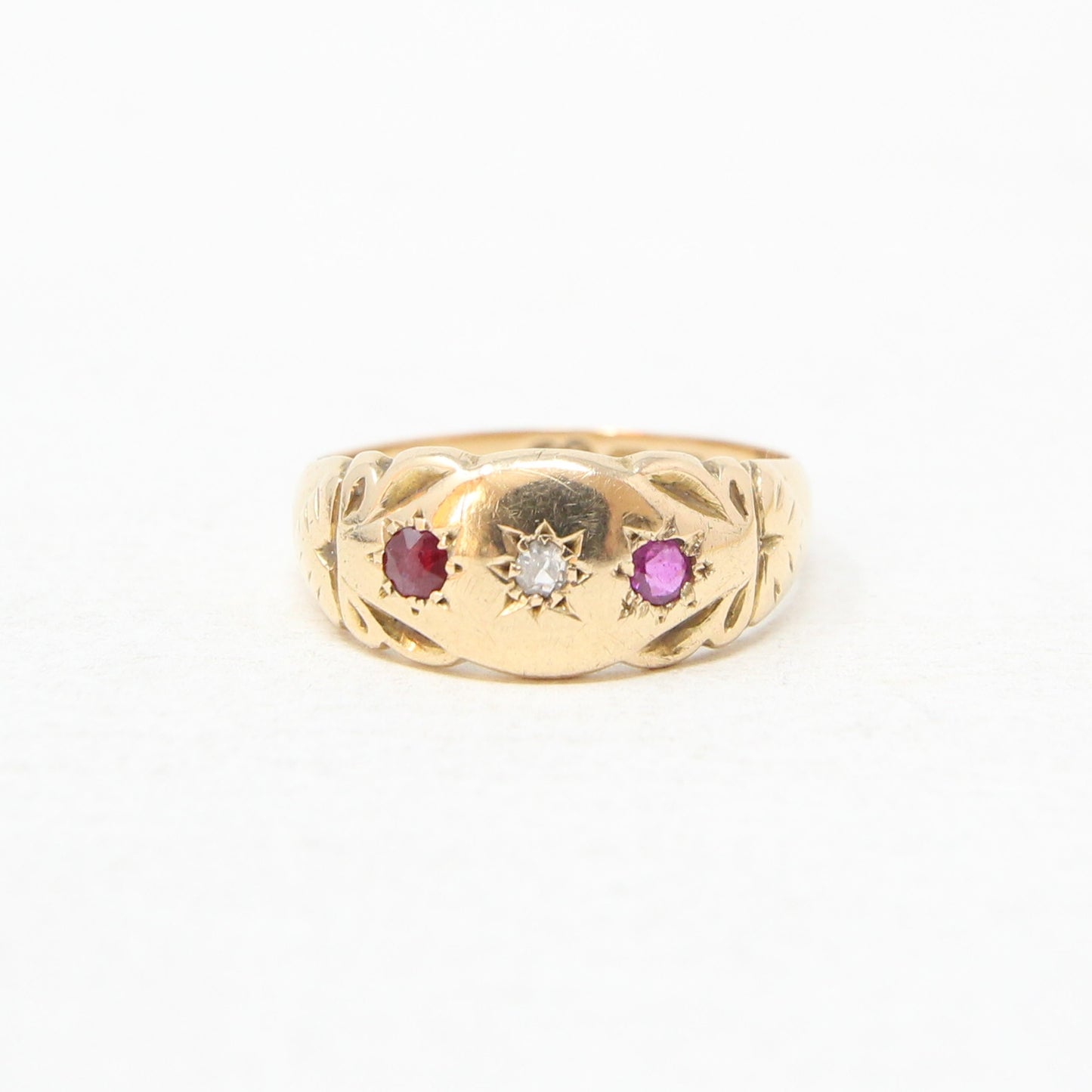 Antique Victorian 1863 Hallmarked Solid 18ct 18k Gold Ruby Diamond Gypsy Ring Size M 1/2