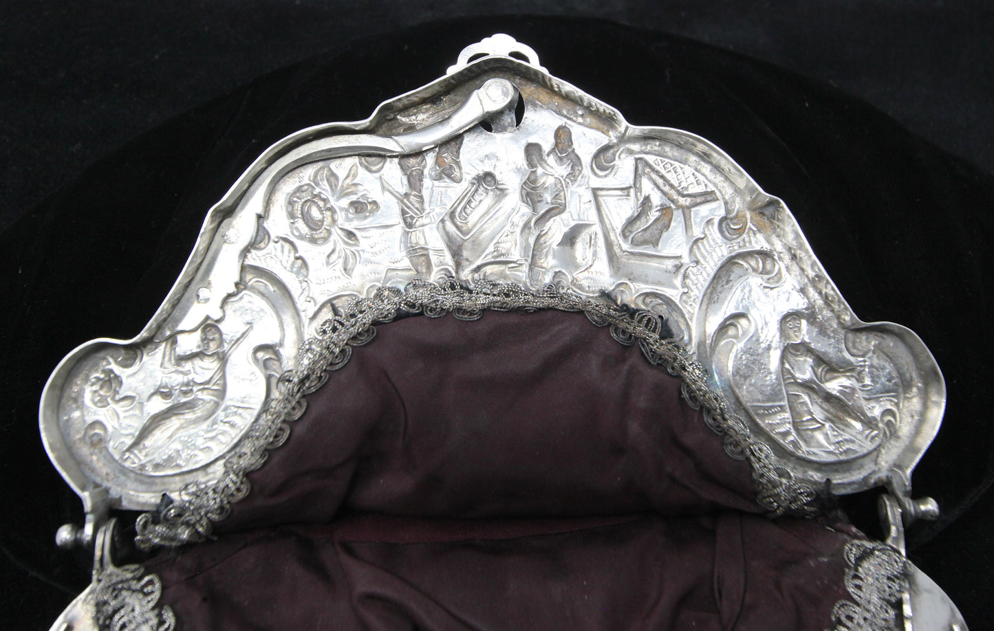 Antique Dutch 1823 Hallmarked Solid Silver Large Religious Black Velvet Frame Hand bag