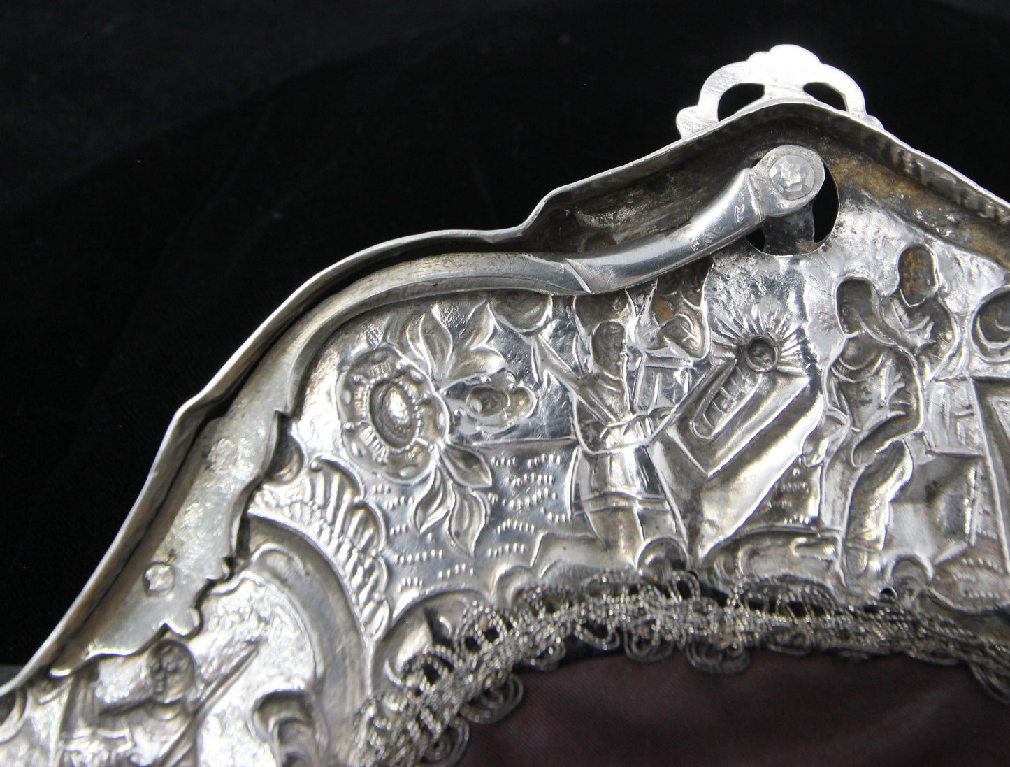 Antique Dutch 1823 Hallmarked Solid Silver Large Religious Black Velvet Frame Hand bag